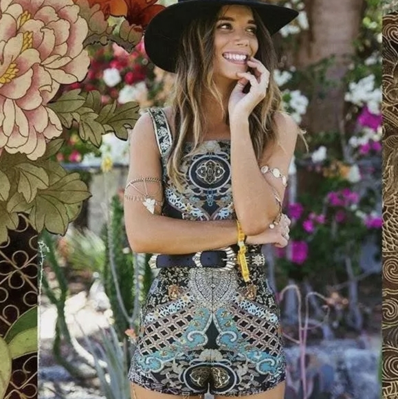 🔱 CAMILLA Black Dynasty Days Open-back Brocade Fitted Playsuit 🔱 - Picture 11 of 16